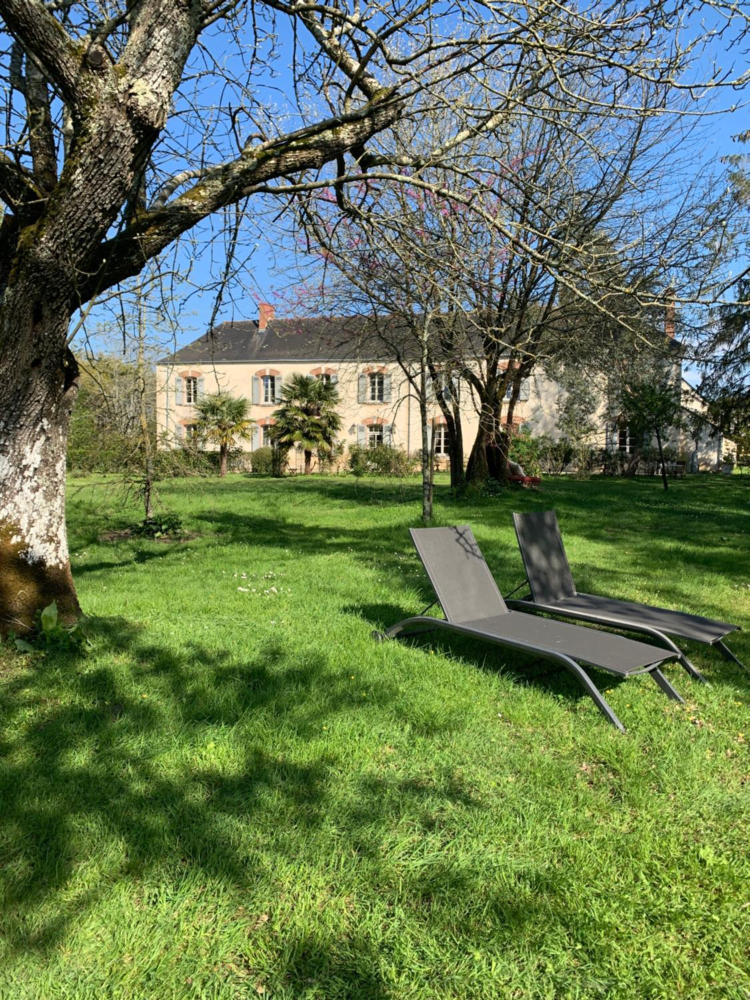 Manoir De Bel Ebat Hotell Crossac Eksteriør bilde